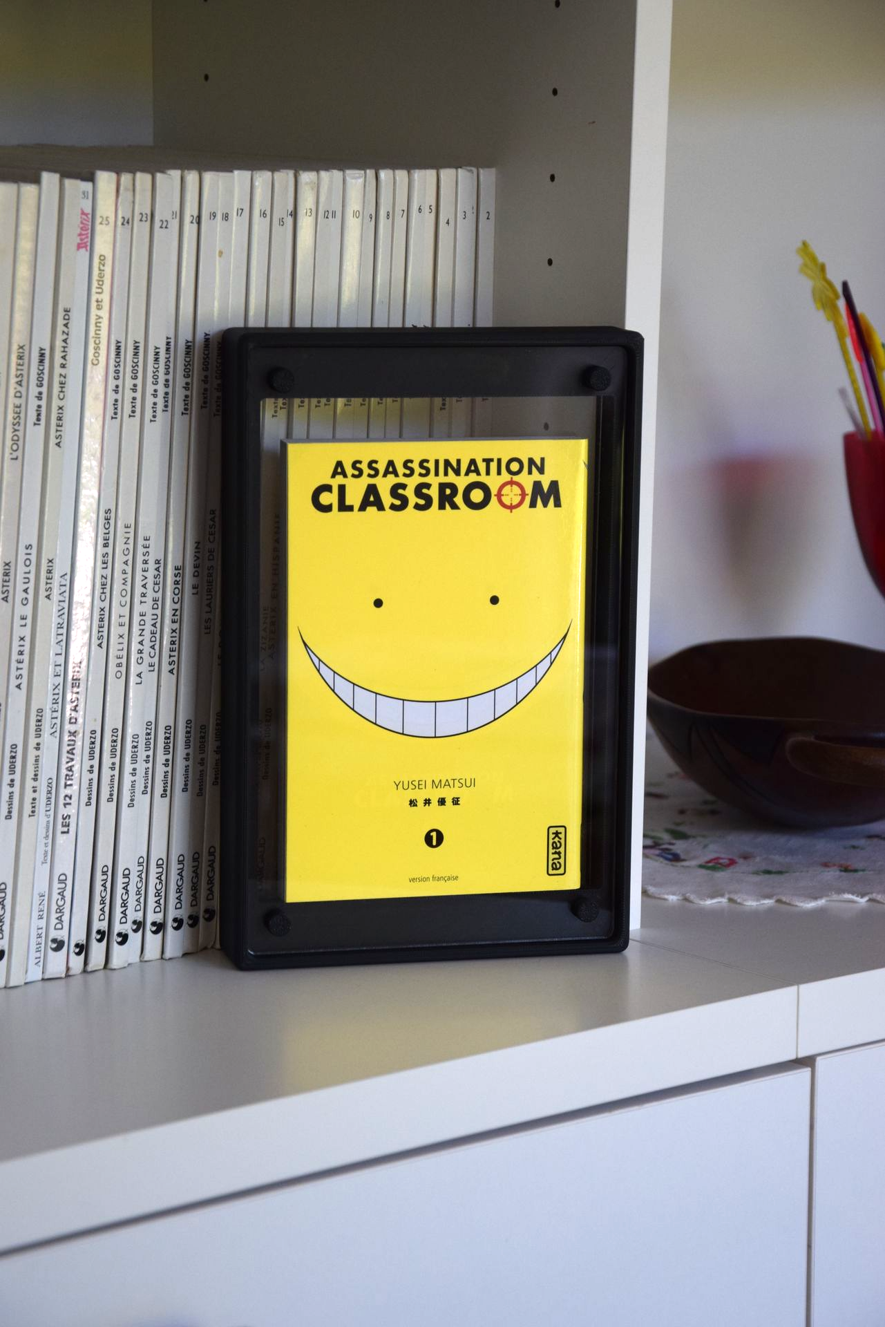 Boîtier / Boîte / Présentoir  avec plaques acrylique pour la protection / conservation / exposition / décoration de manga / livre / DVD / Bluray / Blu-ray / Jeux-vidéo / Jeu-vidéo / Playstation / Xbox / Nintendo / Sega