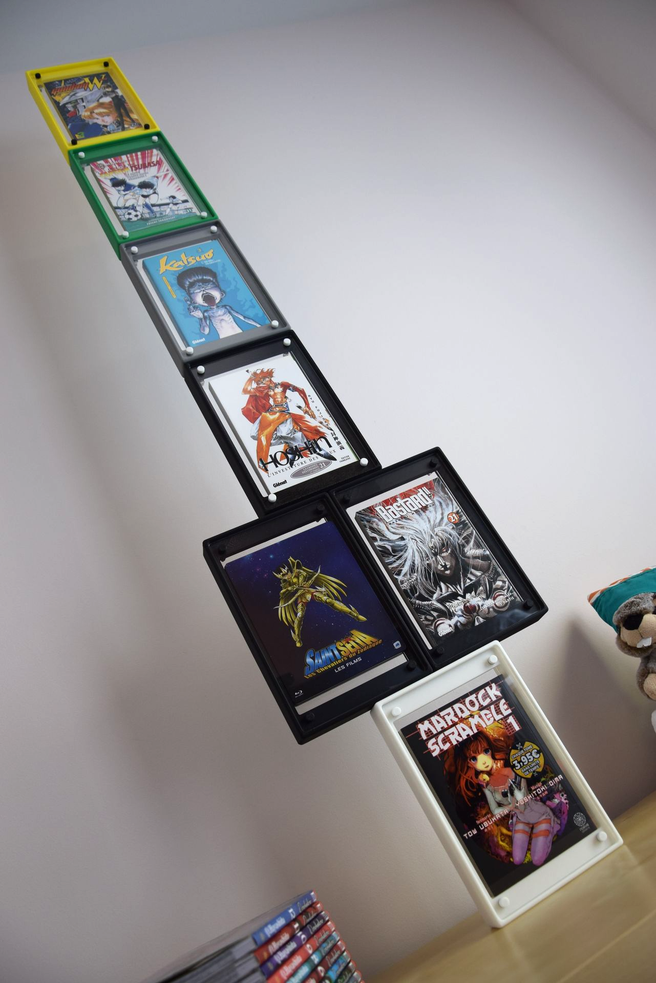 Boîtier / Boîte / Présentoir  avec plaques acrylique pour la protection / conservation / exposition / décoration de manga / livre / DVD / Bluray / Blu-ray / Jeux-vidéo / Jeu-vidéo / Playstation / Xbox / Nintendo / Sega