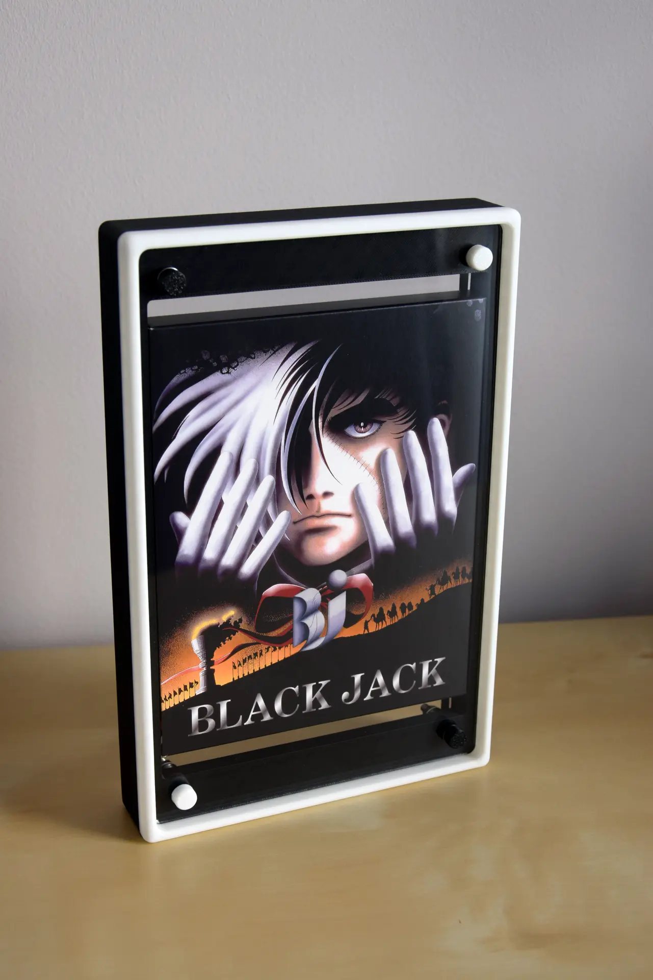 Boîtier / Boîte / Présentoir  avec plaques acrylique pour la protection / conservation / exposition / décoration de manga / livre / DVD / Bluray / Blu-ray / Jeux-vidéo / Jeu-vidéo / Playstation / Xbox / Nintendo / Sega
