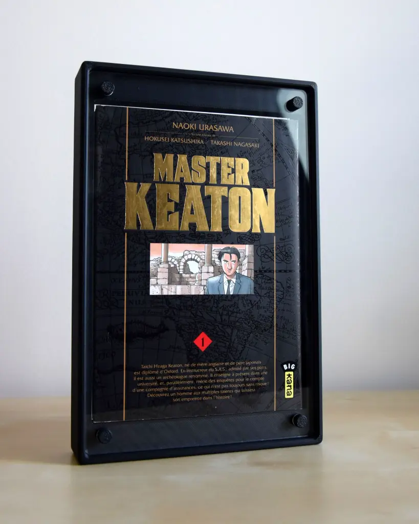 PSD_RECADRAGE_MASTER_KEATON.webp